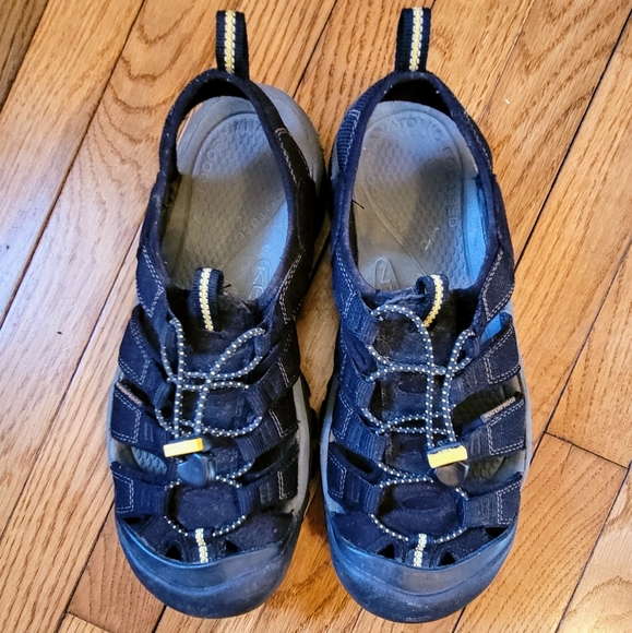 Sold ! HP 🥳!  KEEN Men's sandal size 11 - Picture 2 of 4